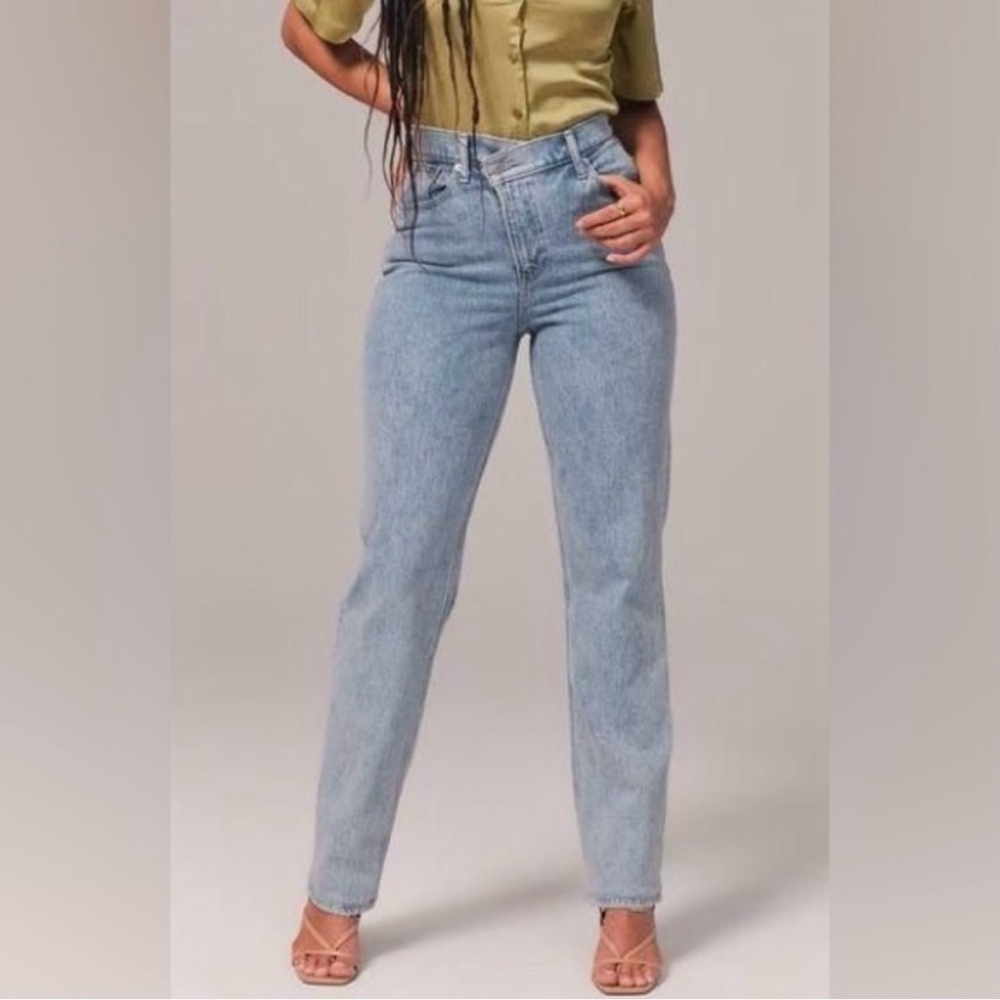 Abercrombie Curve Love 90s Straight Jeans 24 Short Criss Cross Waist NWT